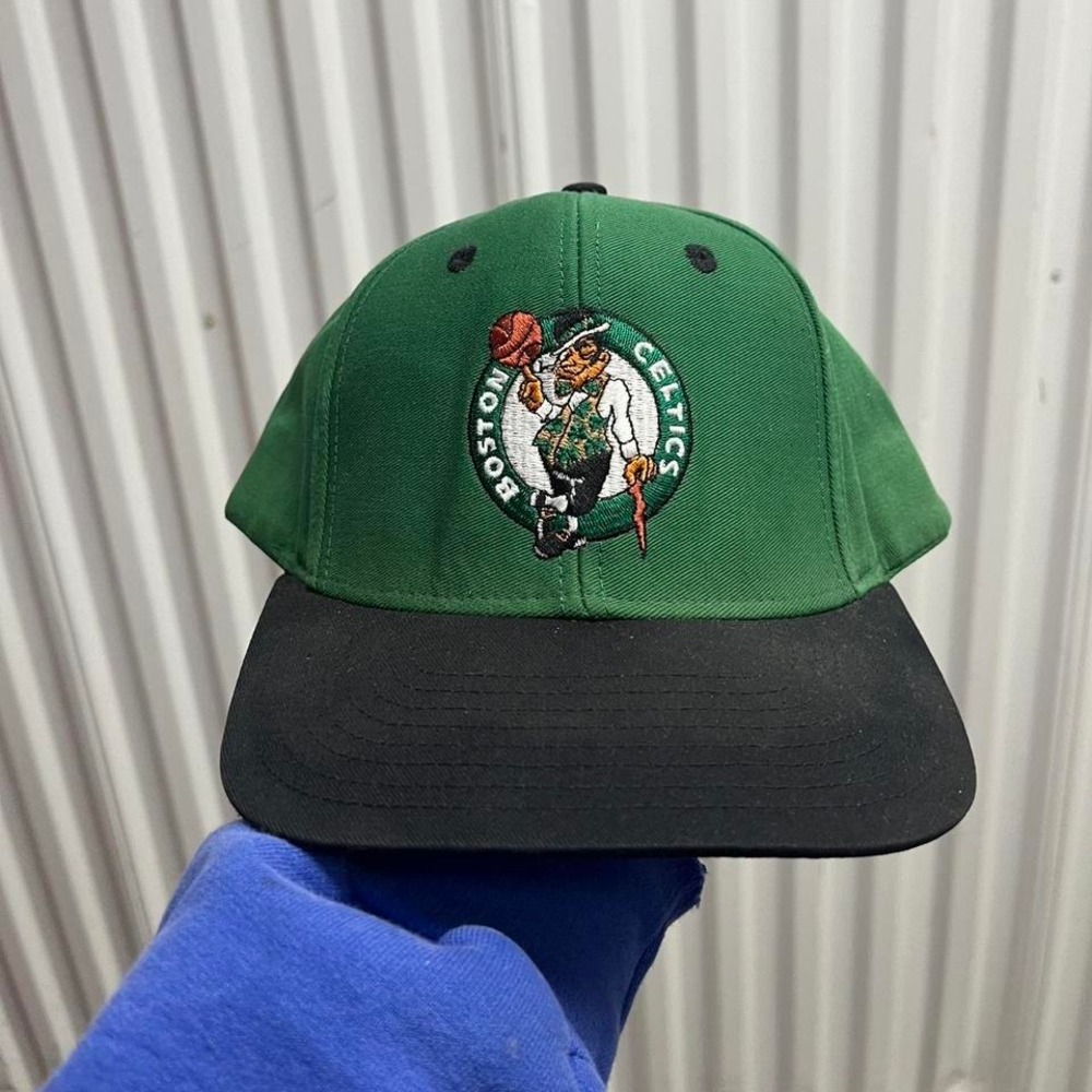 Vintage Y2K Boston Celtics adidas snap back hat‎